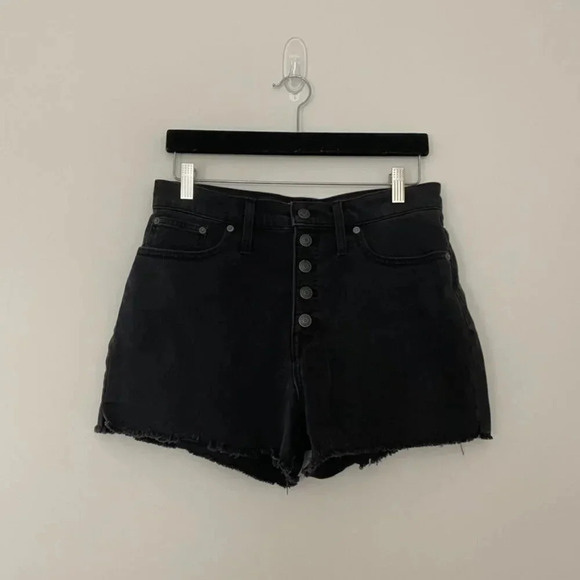 Madewell High Rise Denim Boyshorts in Faded Black Button Through Size 29 - Picture 1 of 5
